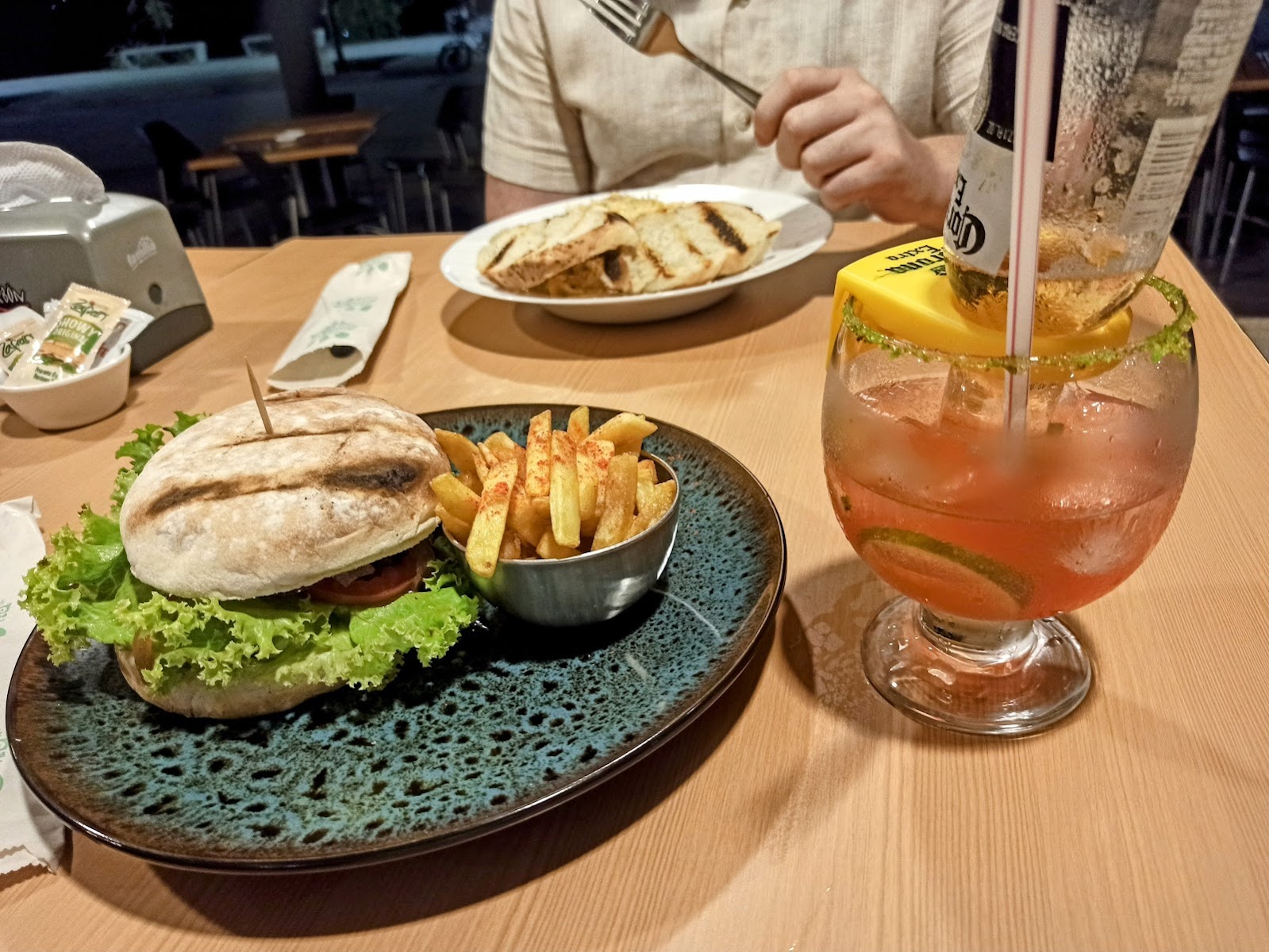 Al Carbón Parrilla Bar