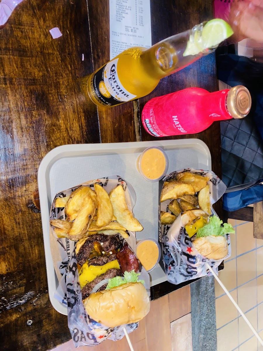 El Paso Hamburguesas - Laureles