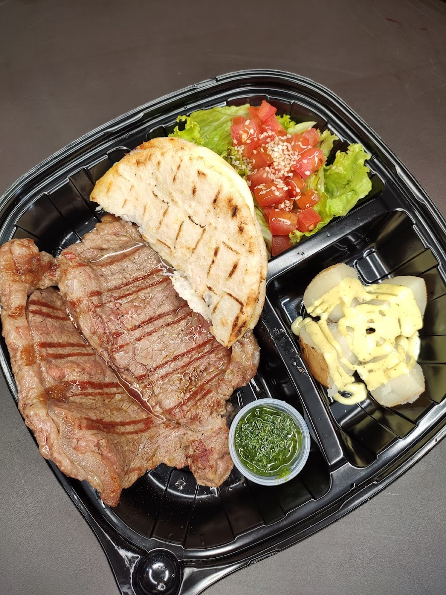 Tomahoxs burger y ahumados