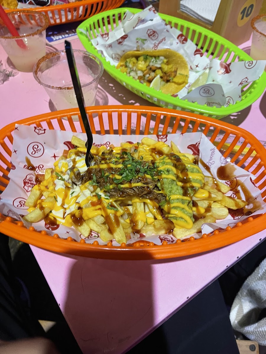 Los Socios Taquería