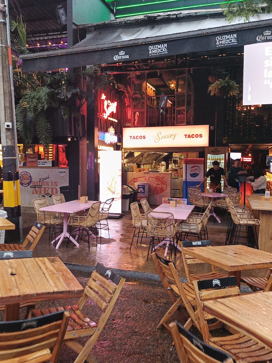 Los Socios Taquería