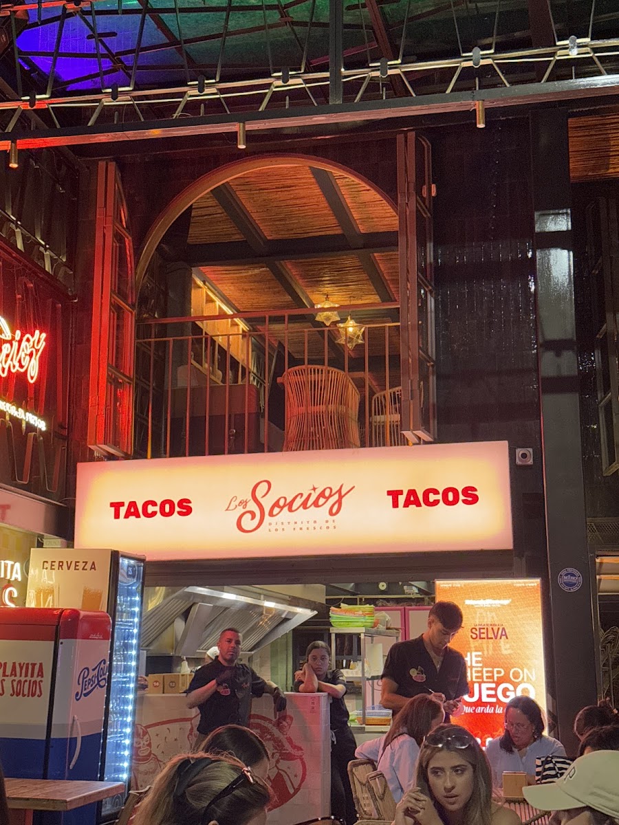 Los Socios Taquería