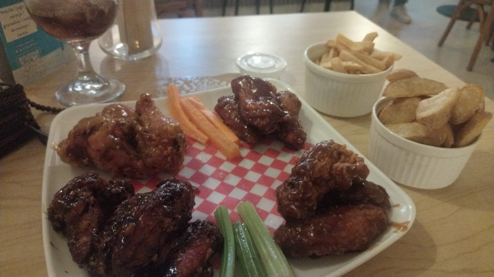 Planeta Wings - Envigado