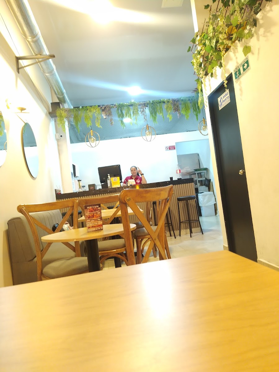 Planeta Wings - Envigado