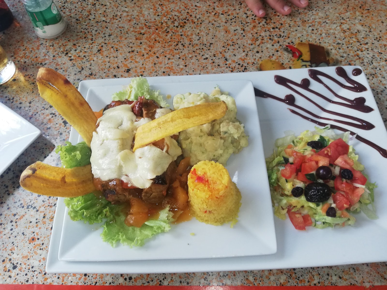 Restaurante Bar Come Pues