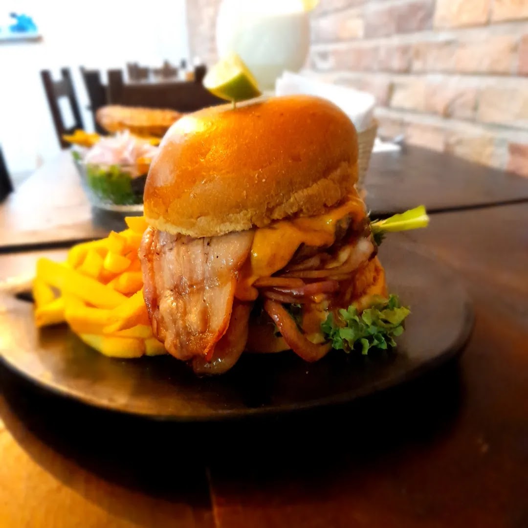 Donde Jonás - Parrilla y Chicharrón