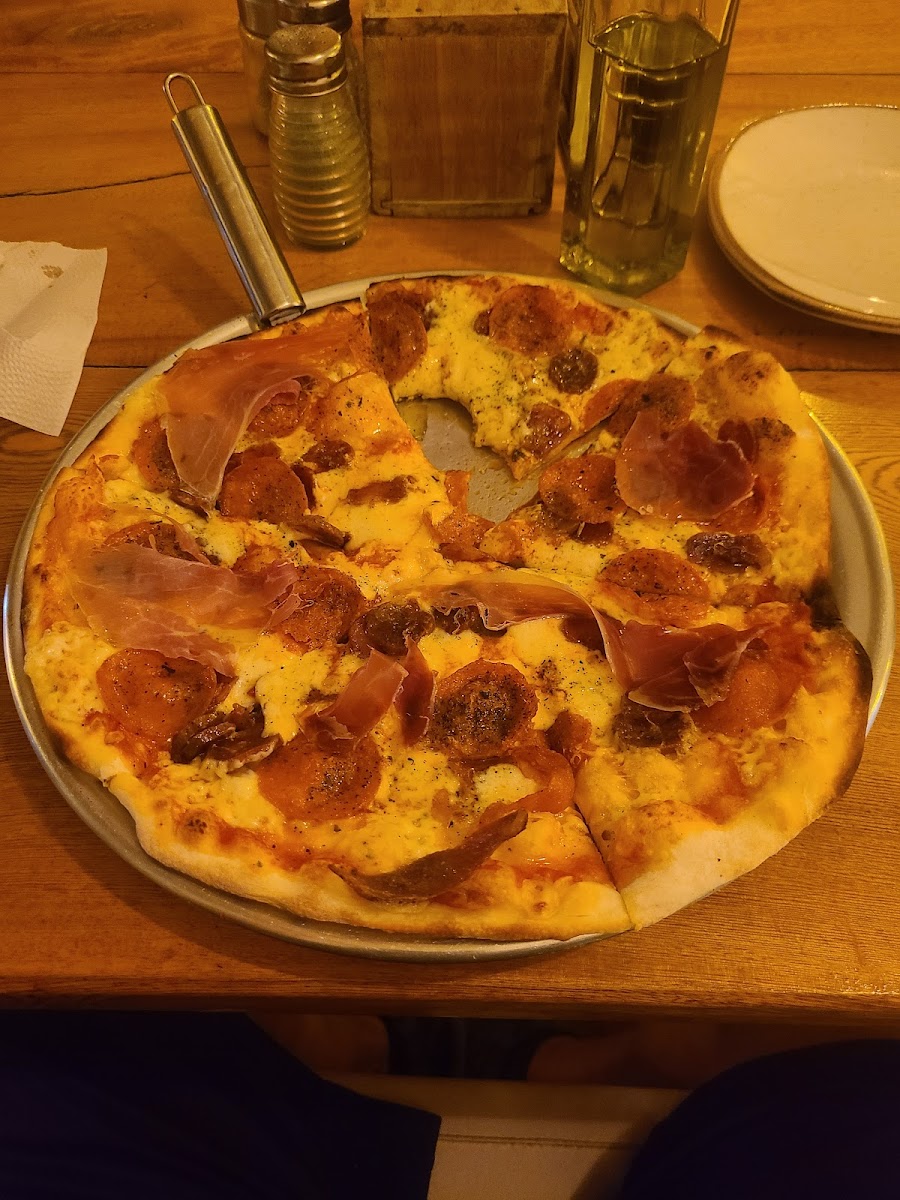Rustik Medellín