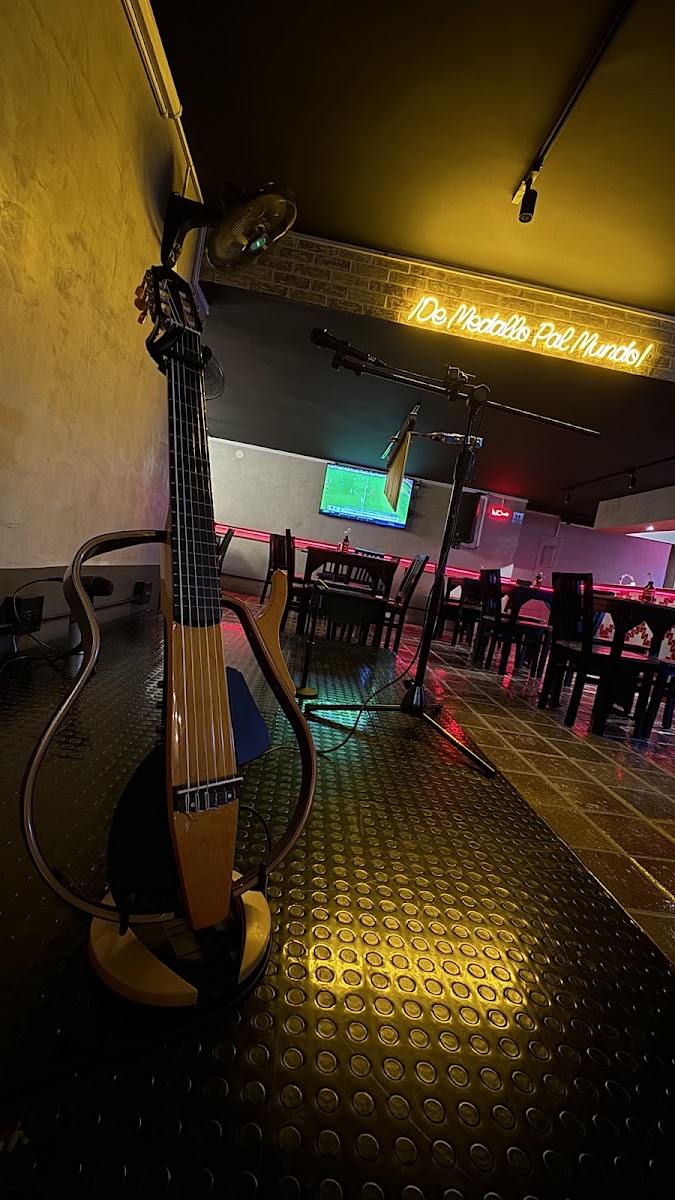 La Peligrosa [Parche-Bar]