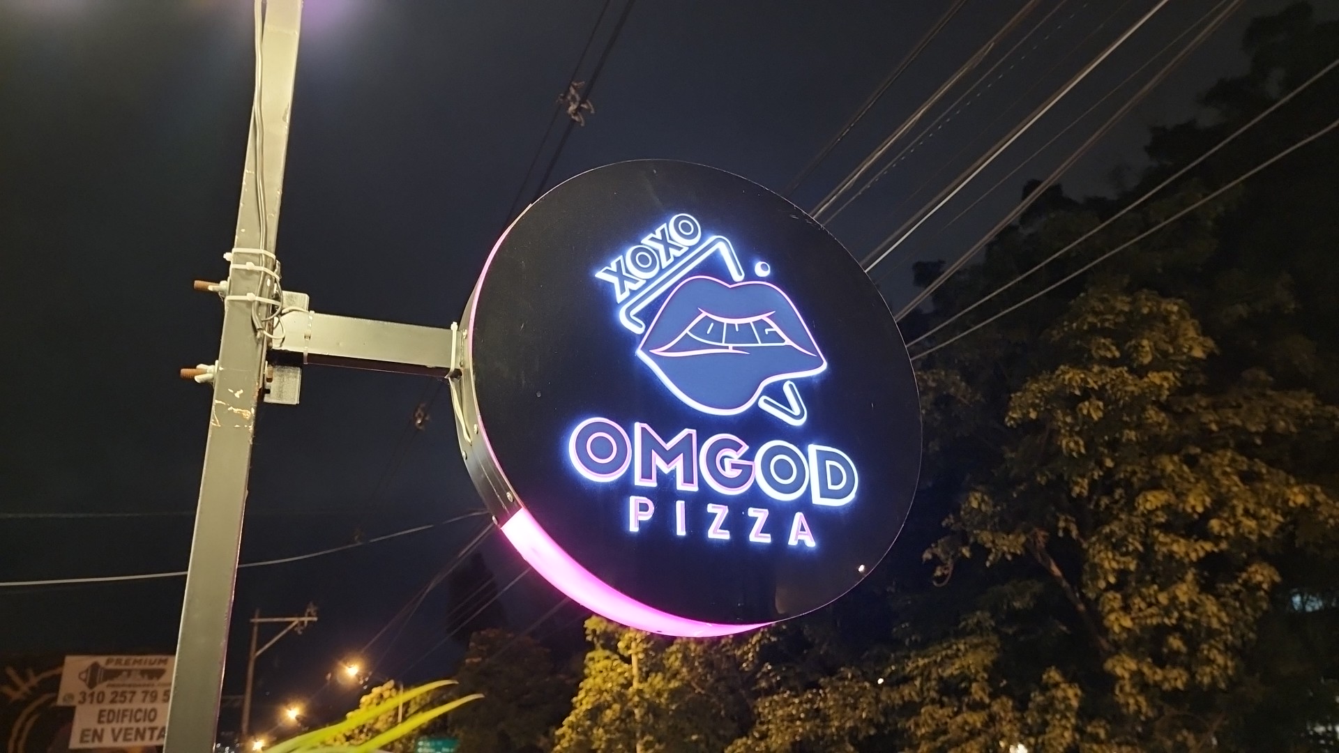Omgod pizza