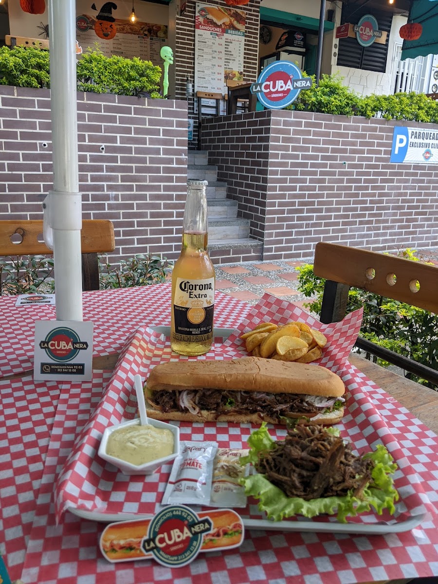 La Cubanera