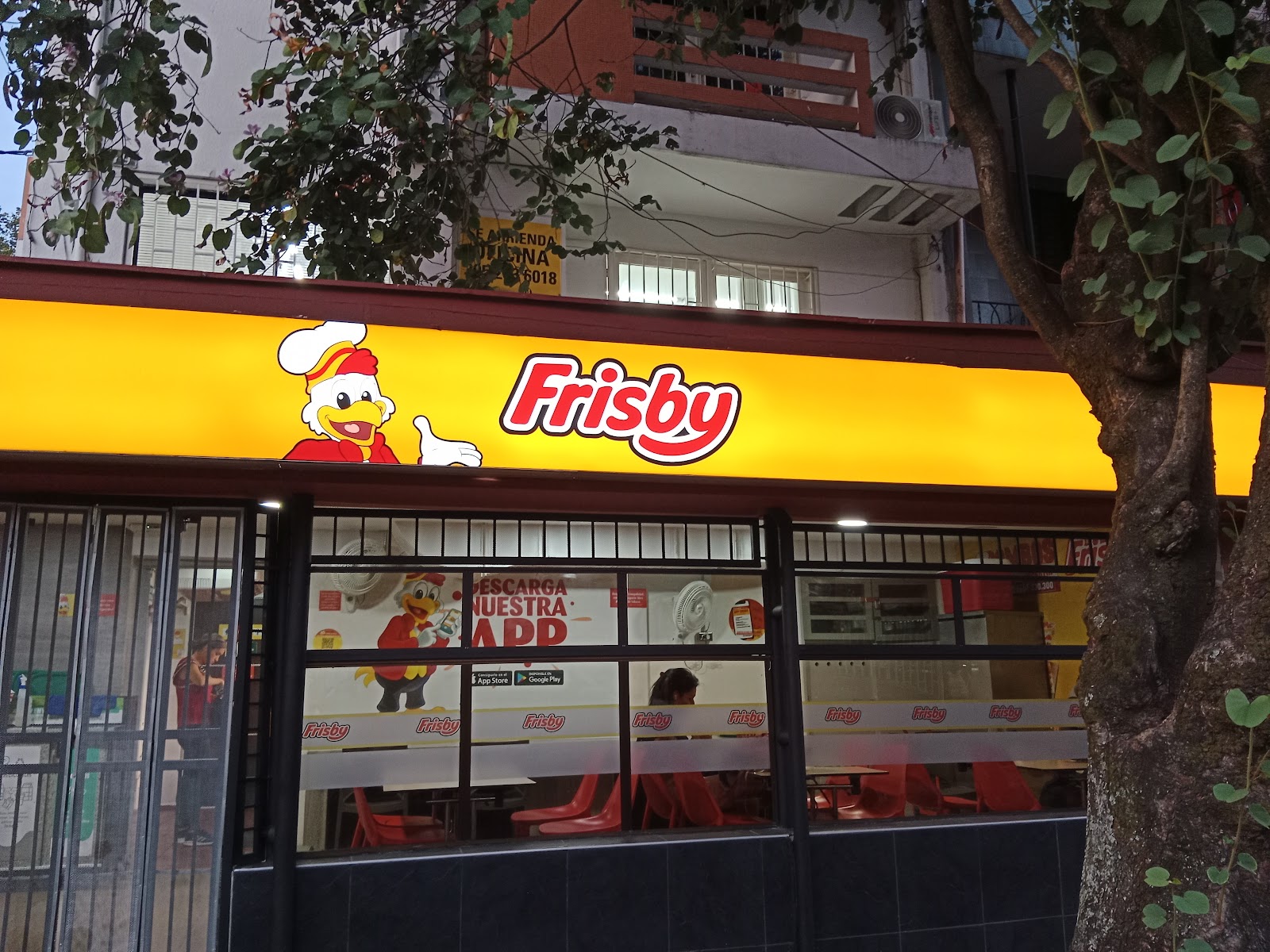 Frisby - Avenida Colombia
