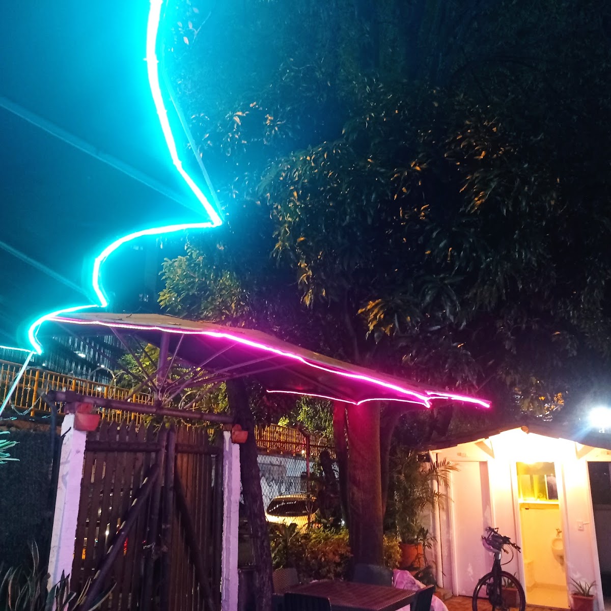 PIPEBURGERS