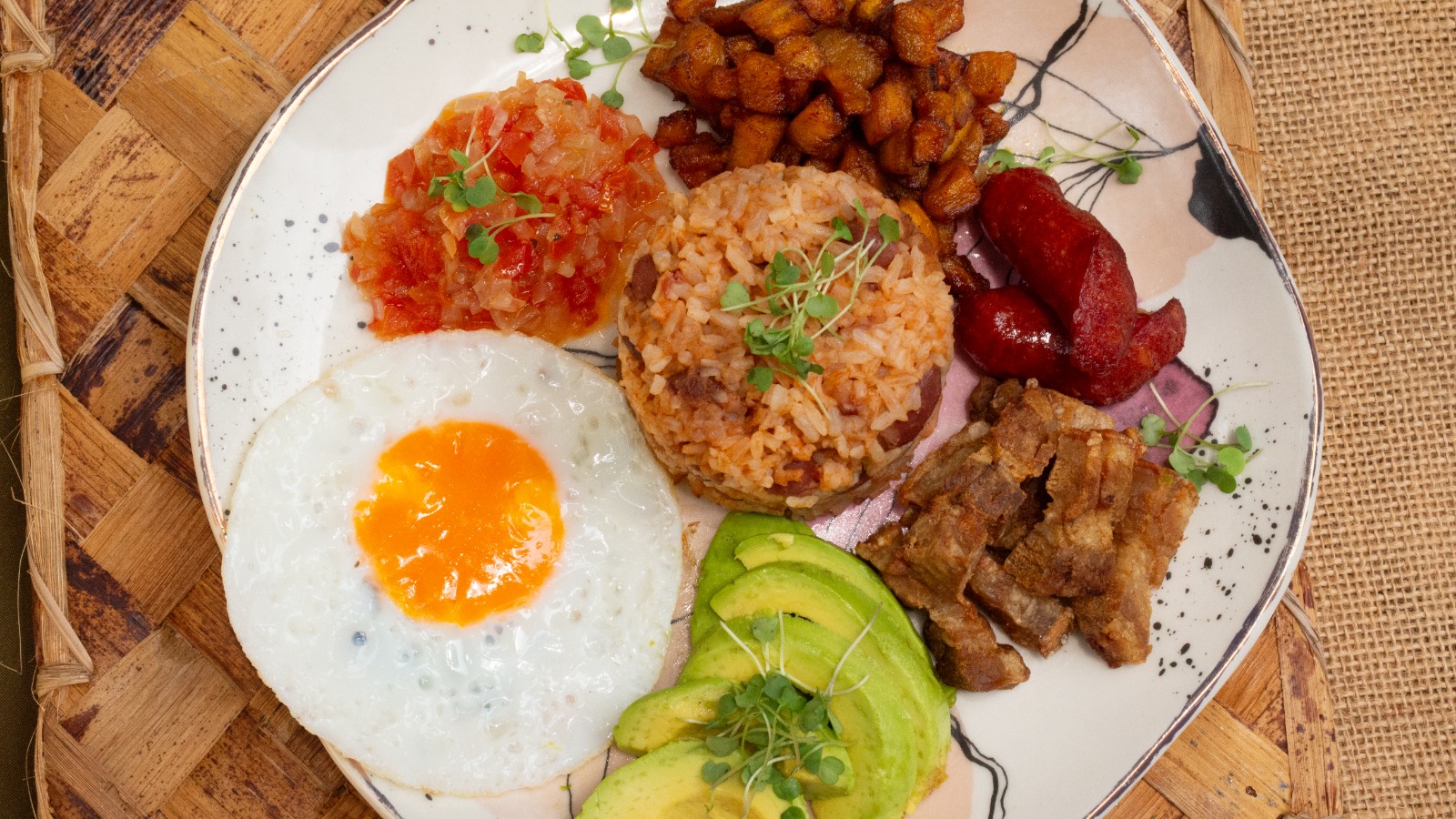 Cattleya café Laureles