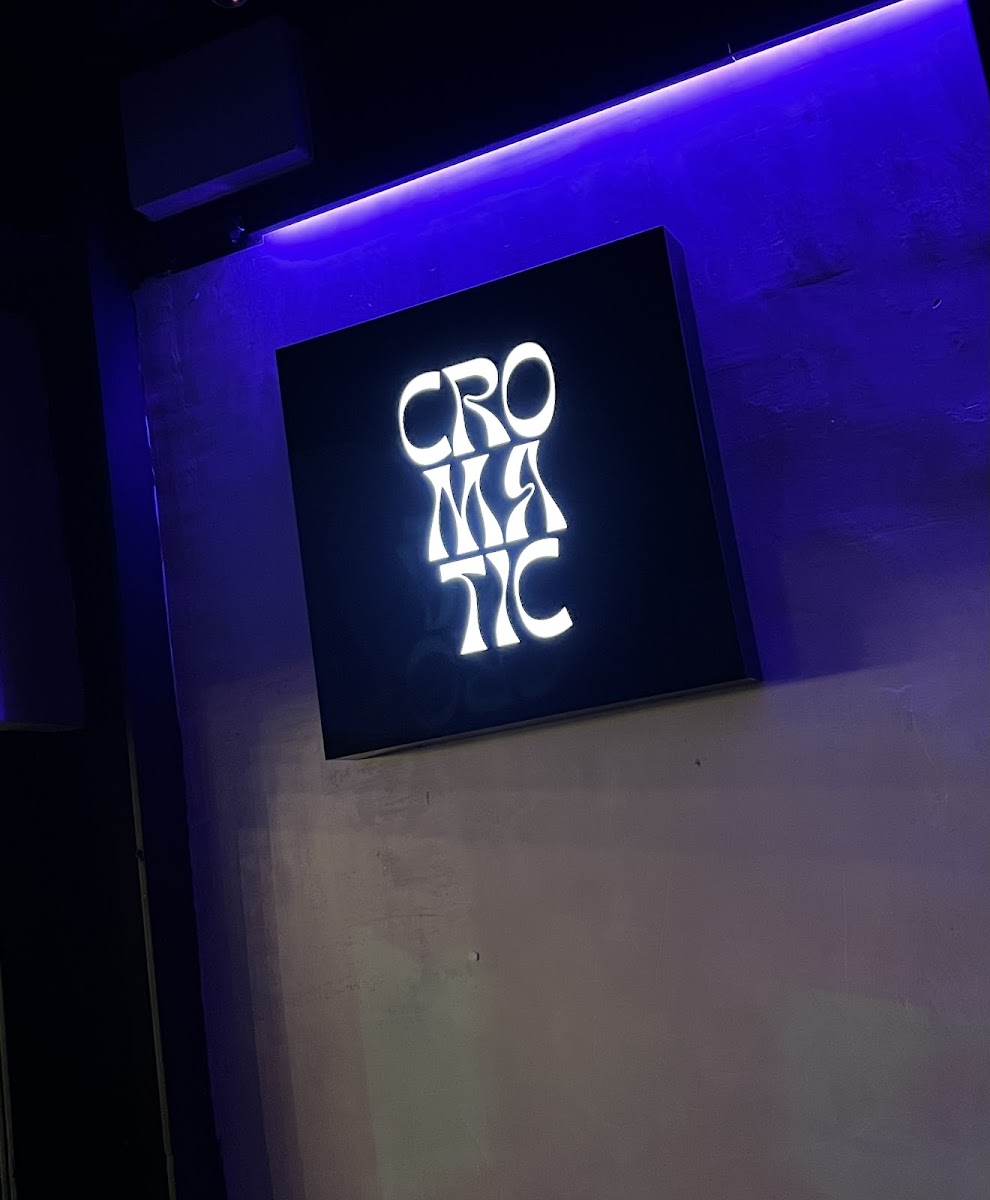 Cromatic Bar
