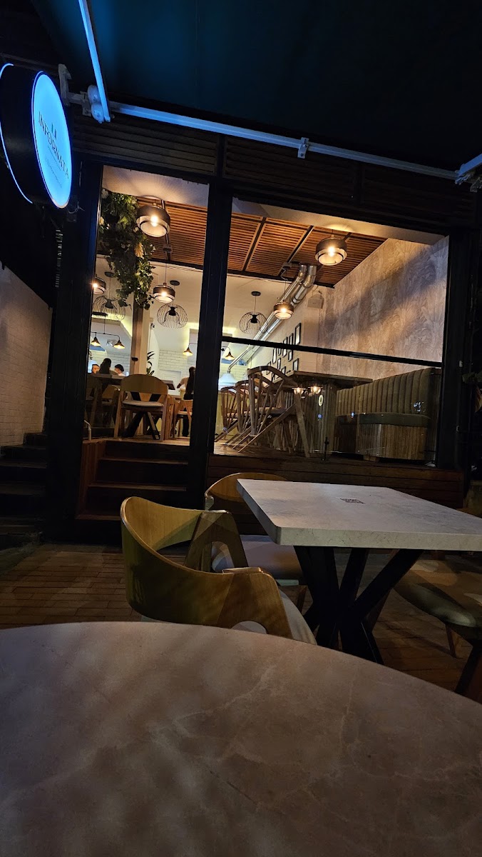 Infornata, pizzeria italiana