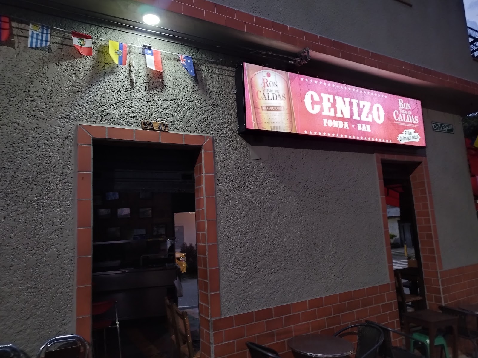 Cenizo Fonda Bar