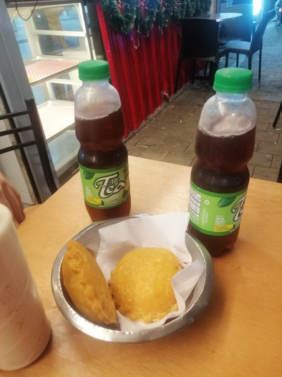 La Paisana Empanadas Y Mas