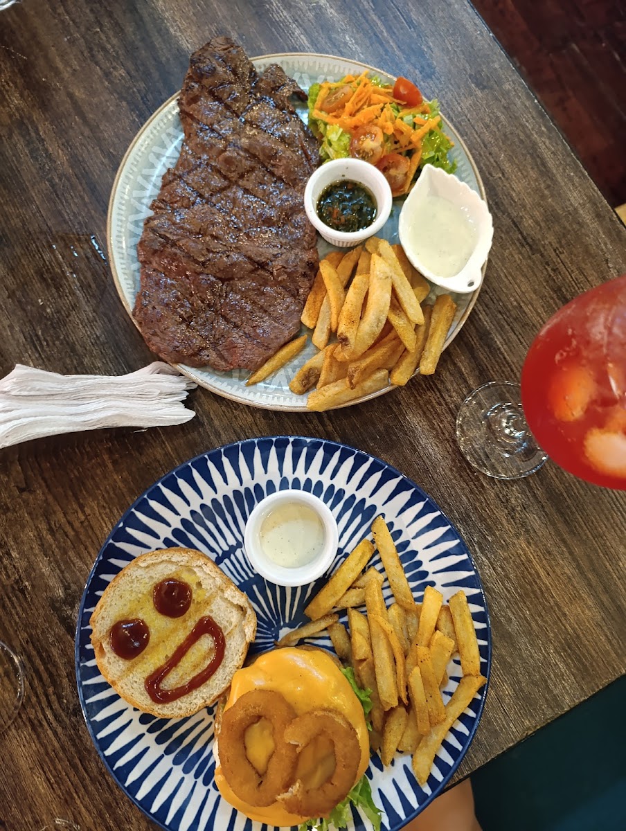 Arrogante Resto Bar