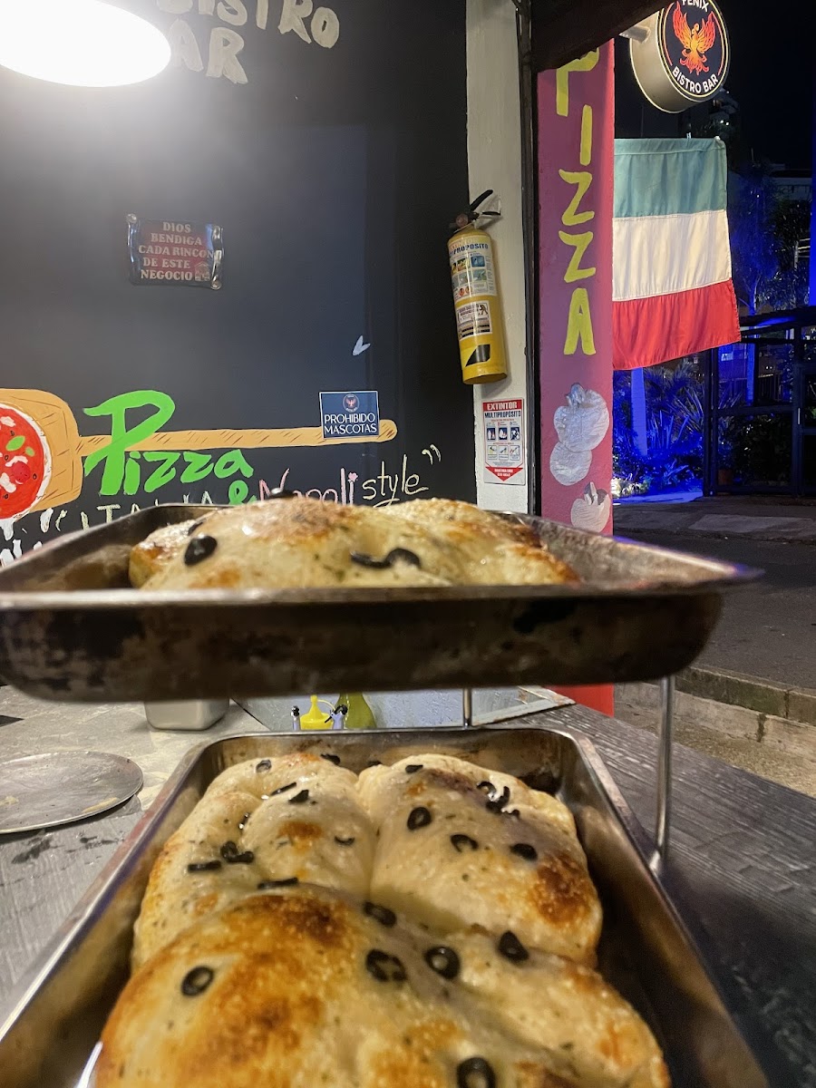 Fénix Pizzería Napolitana