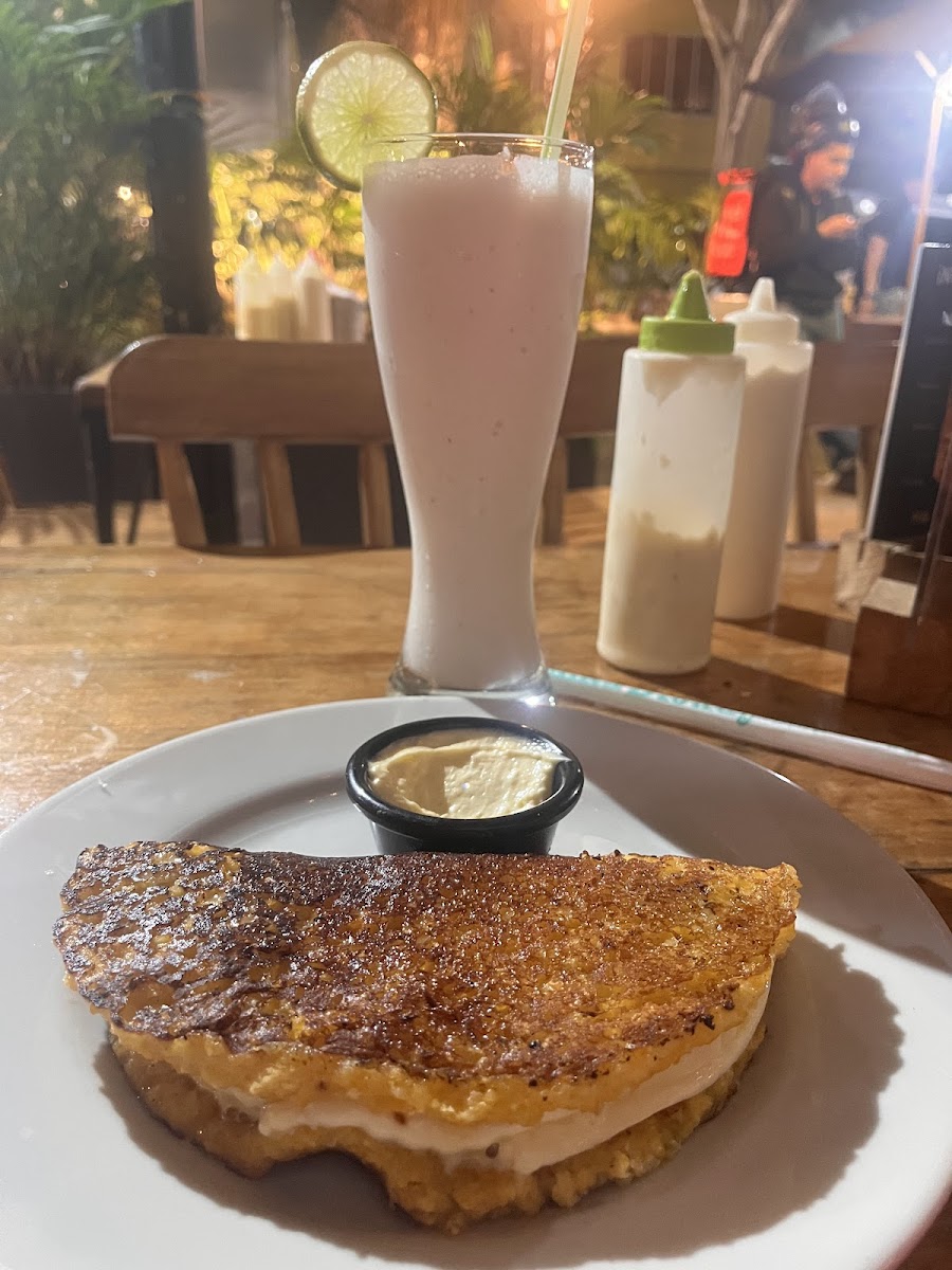 Los Chamos Arepas Venezolanas y algo mas