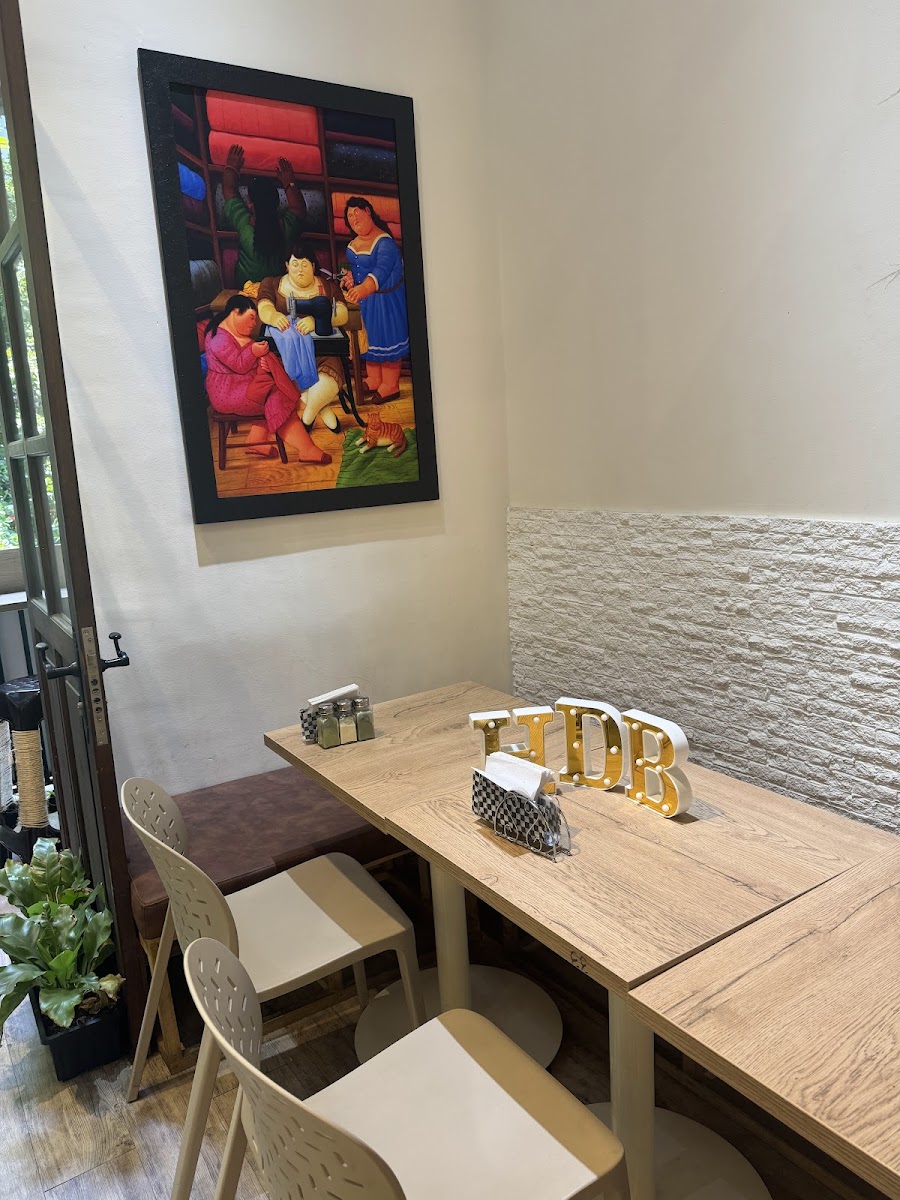 Bohemia Pizza y Café