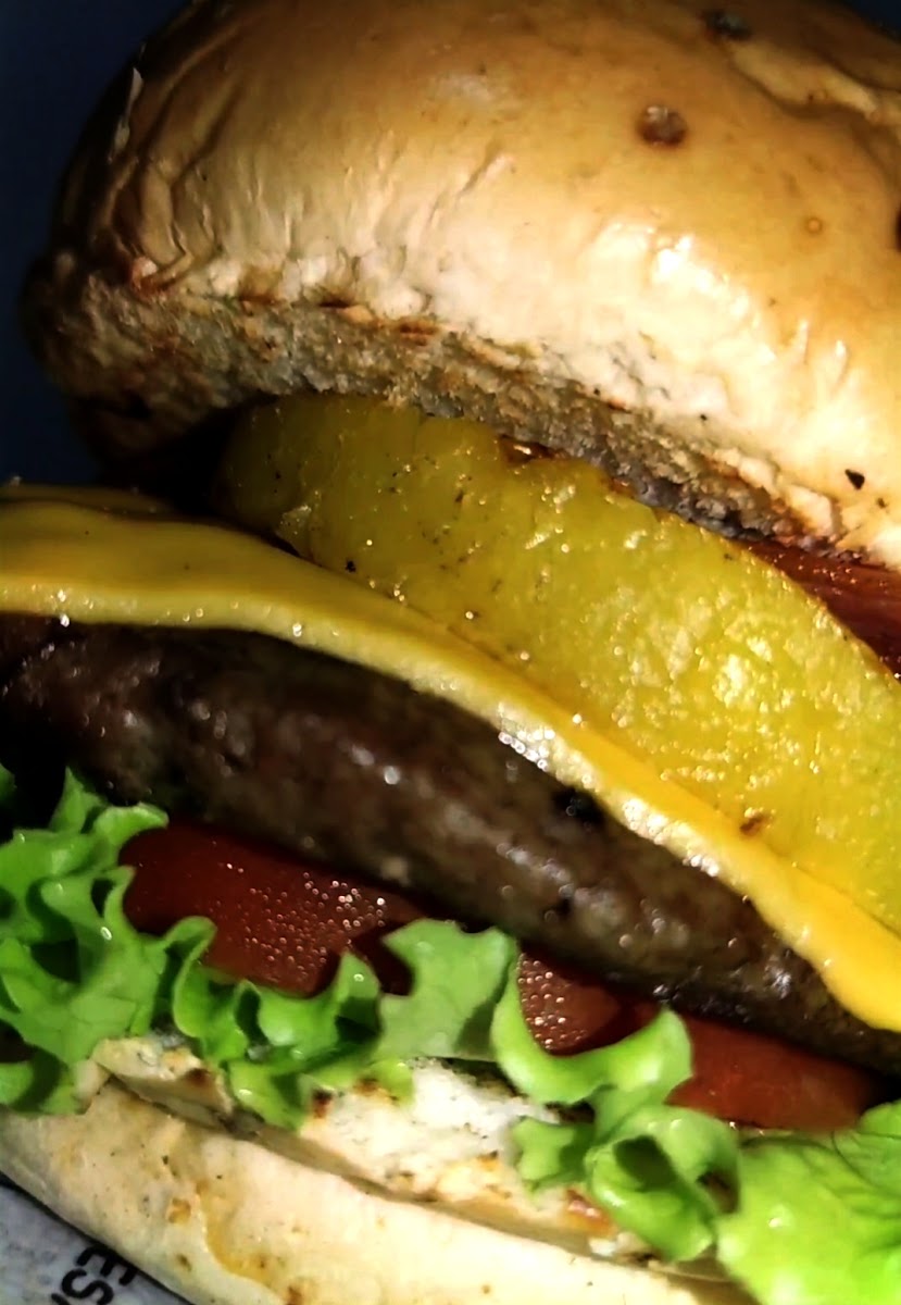 LA INDUSTRIA BURGER MANRIQUE