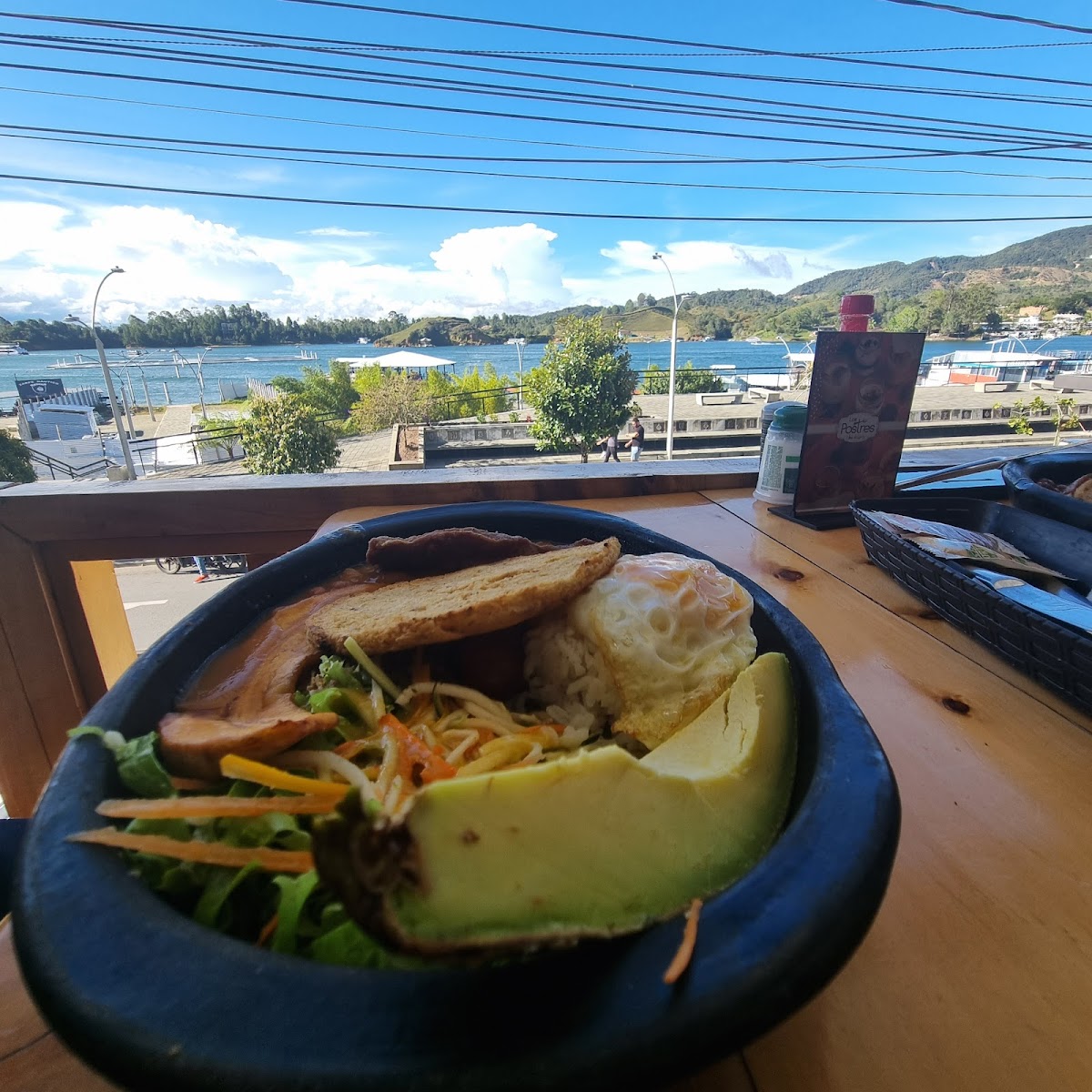 La Bahia parrilla bar