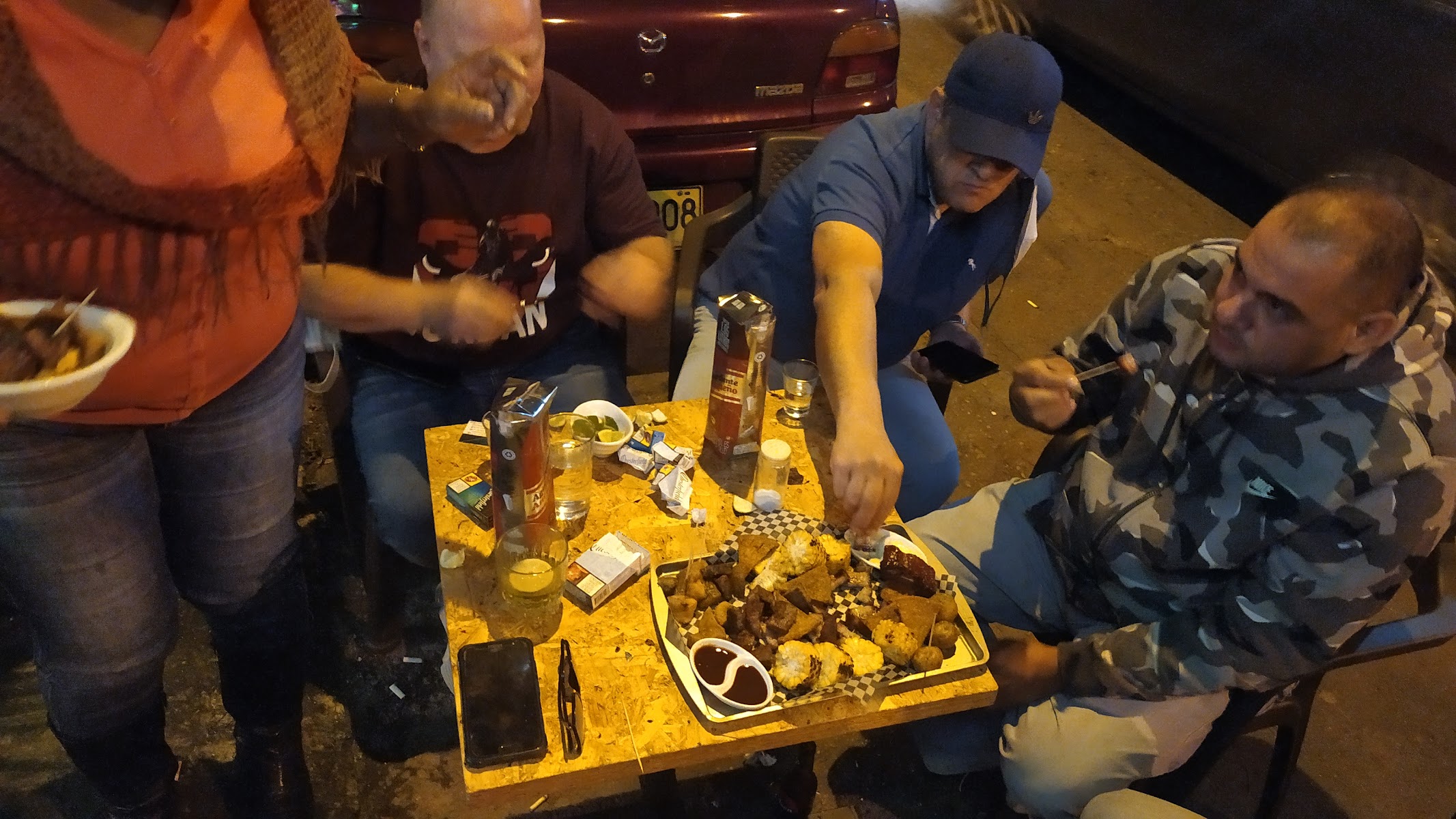 4G burgers and ribs