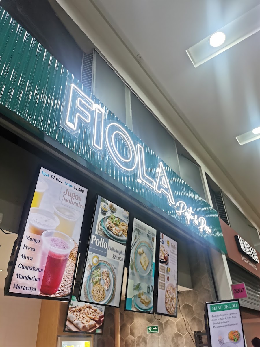 FIOLA PASTA Y PIZZA