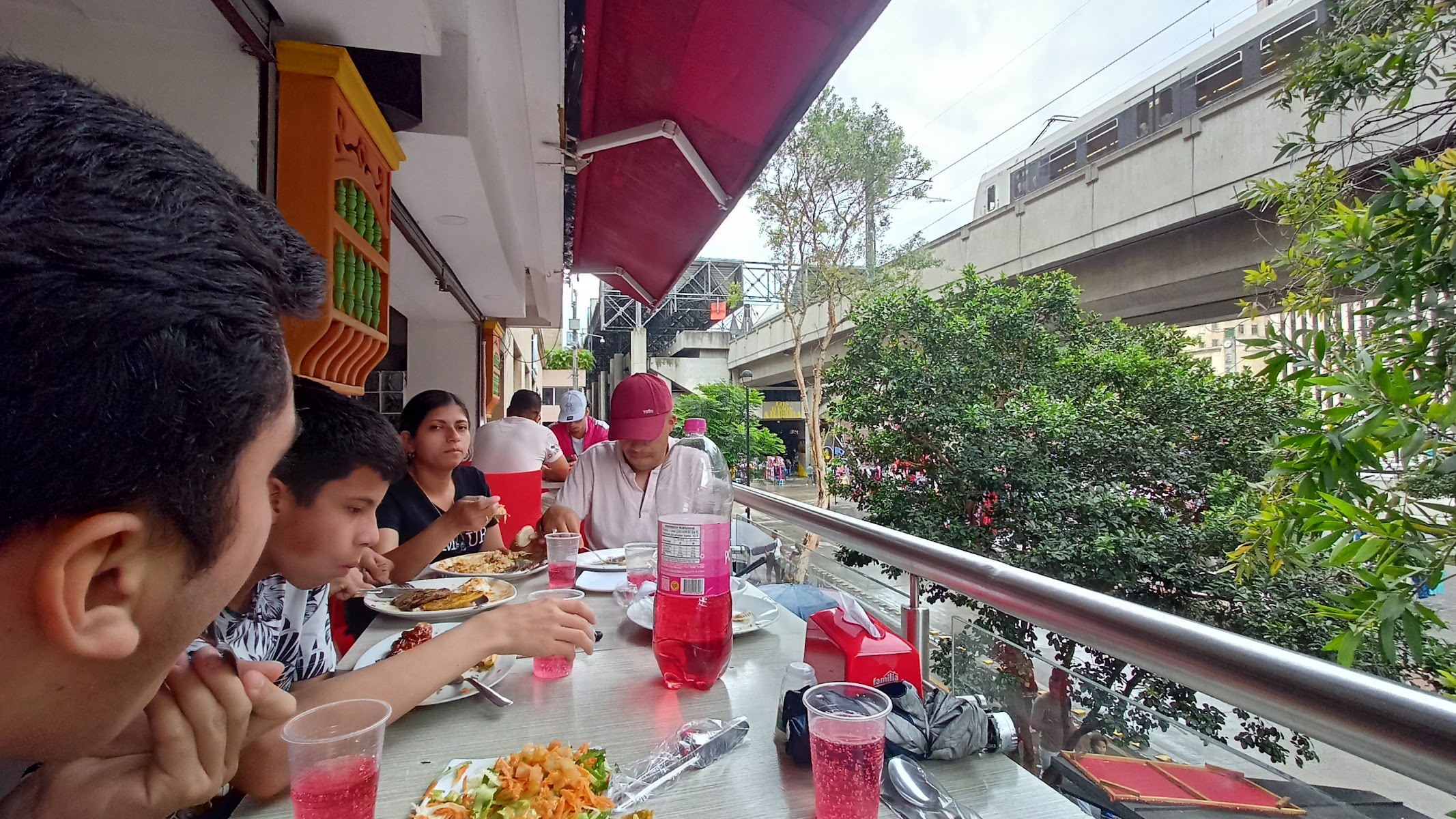 Panadería y Repostería Estación Parque Berrio