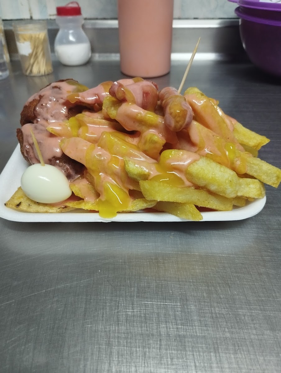 Salchipapas Super Mandingas