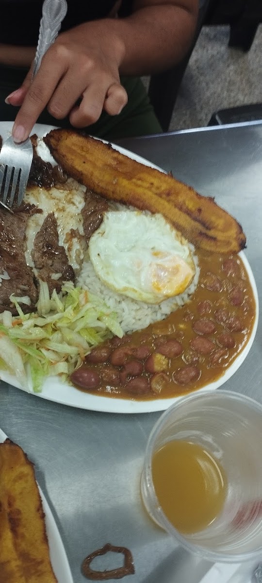 LA COMBINACION