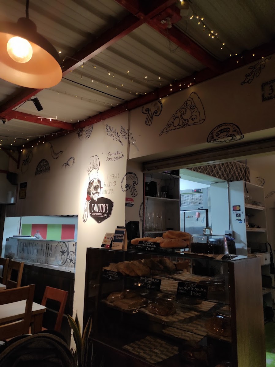 Canuto's Pizza