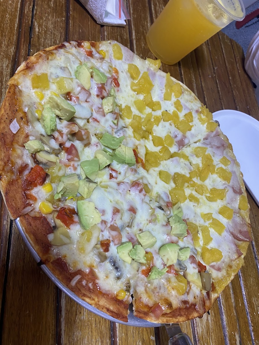 Lazzaro's Pizza