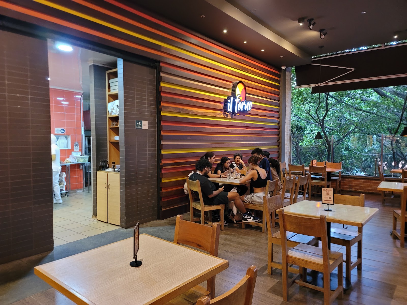 il forno CC. Viva Laureles | Medellín