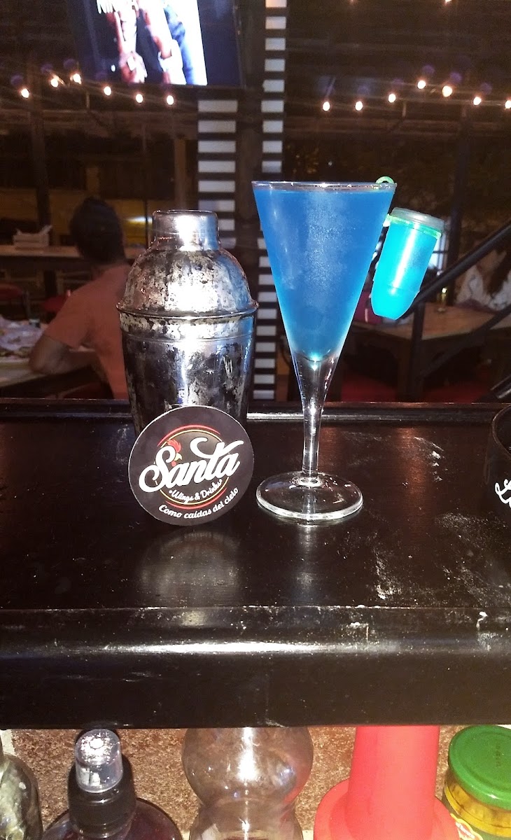 Santa Wings & Drinks