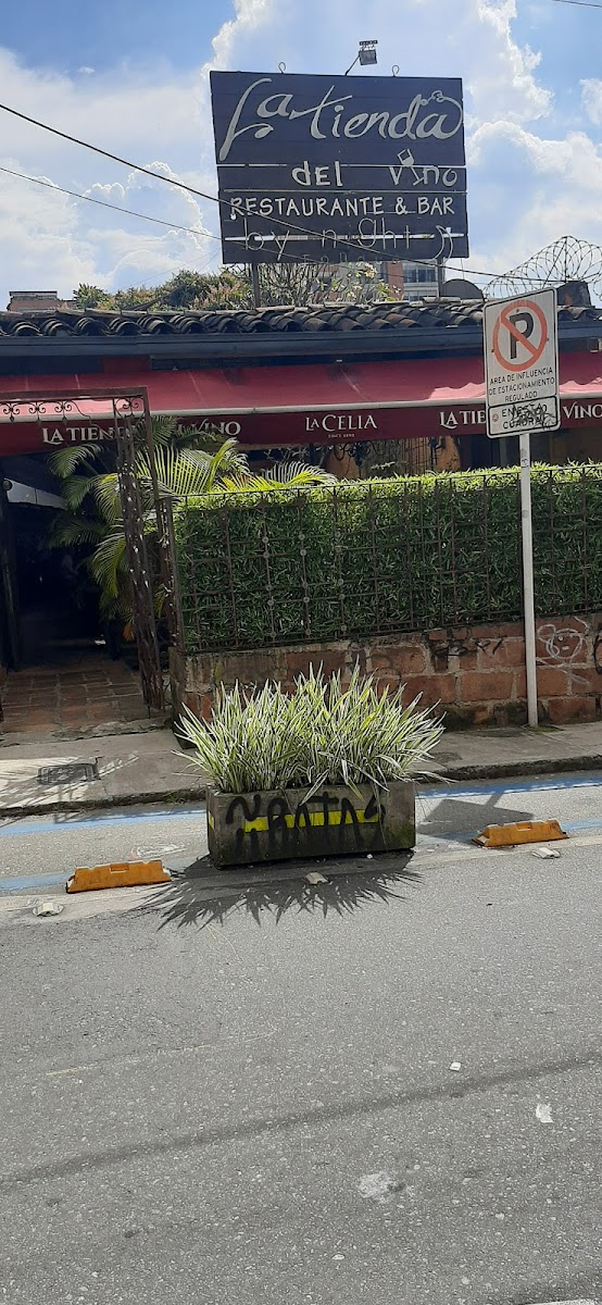 Restaurante La Tienda Del Vino desde 1999