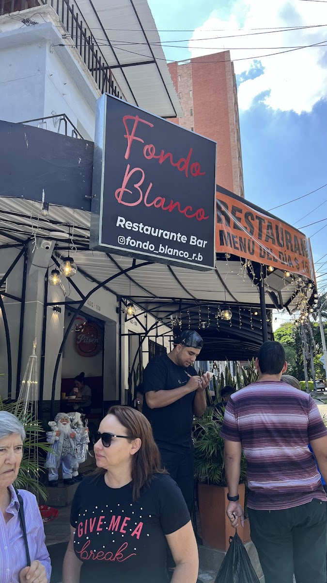 Fondo Blanco Restaurante