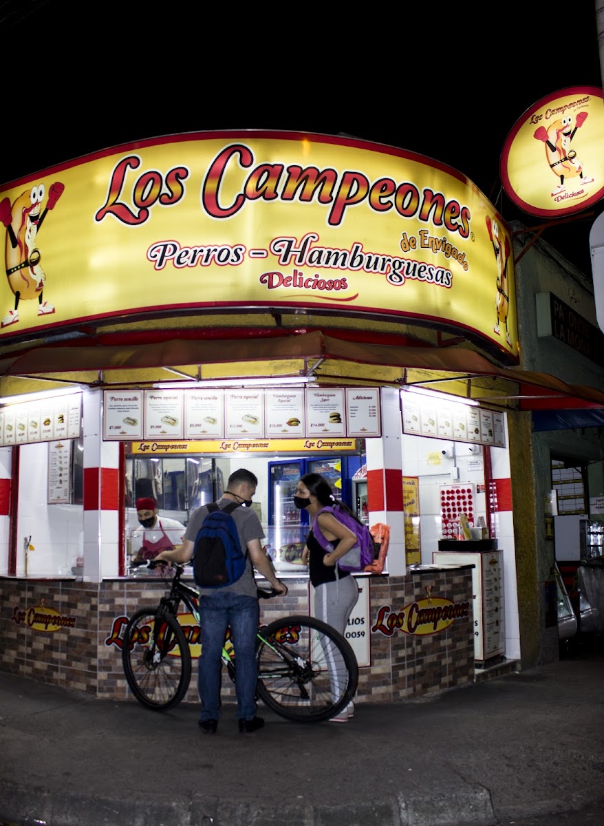 Los Campeones de Envigado