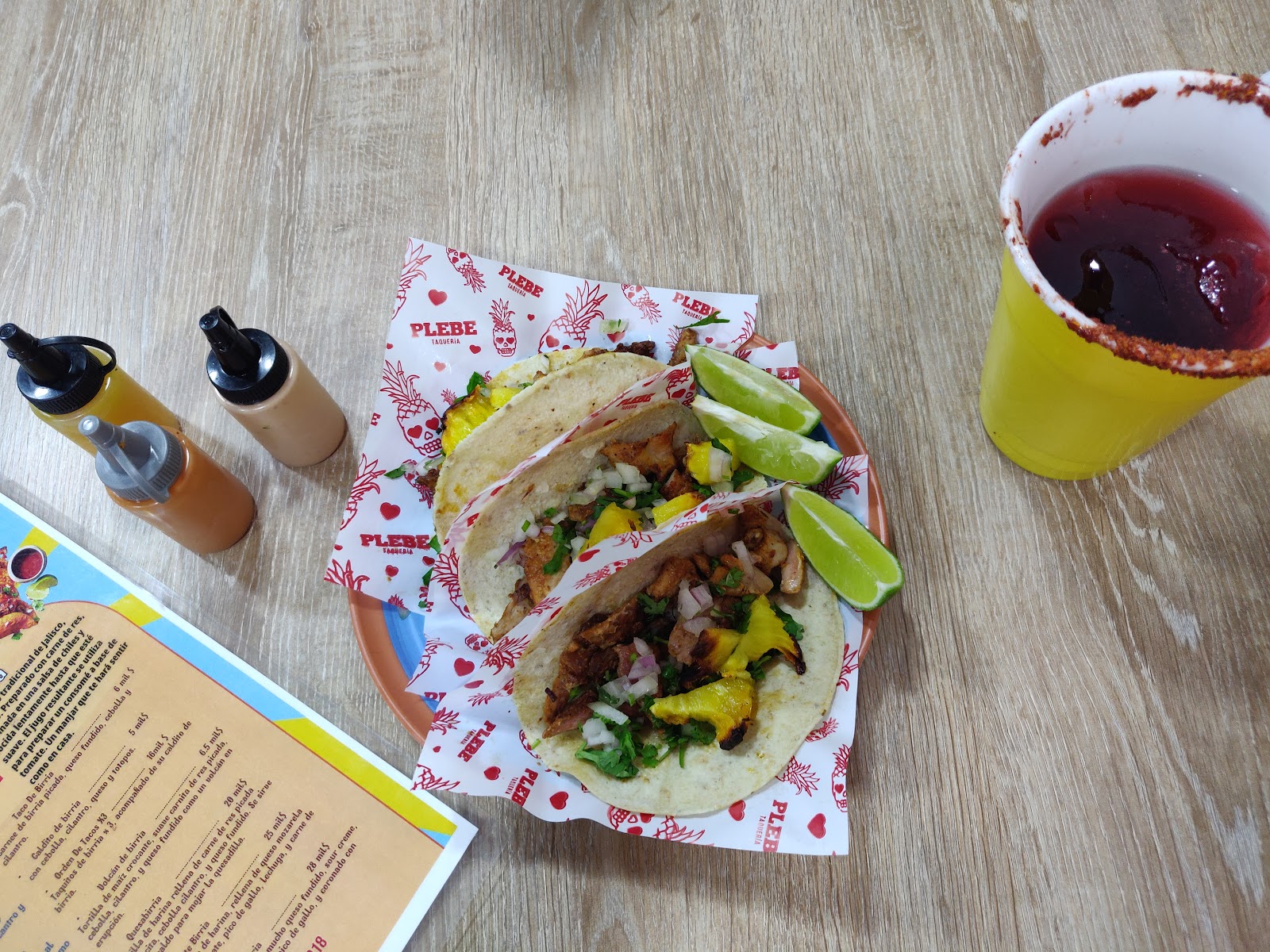PLEBE taquería
