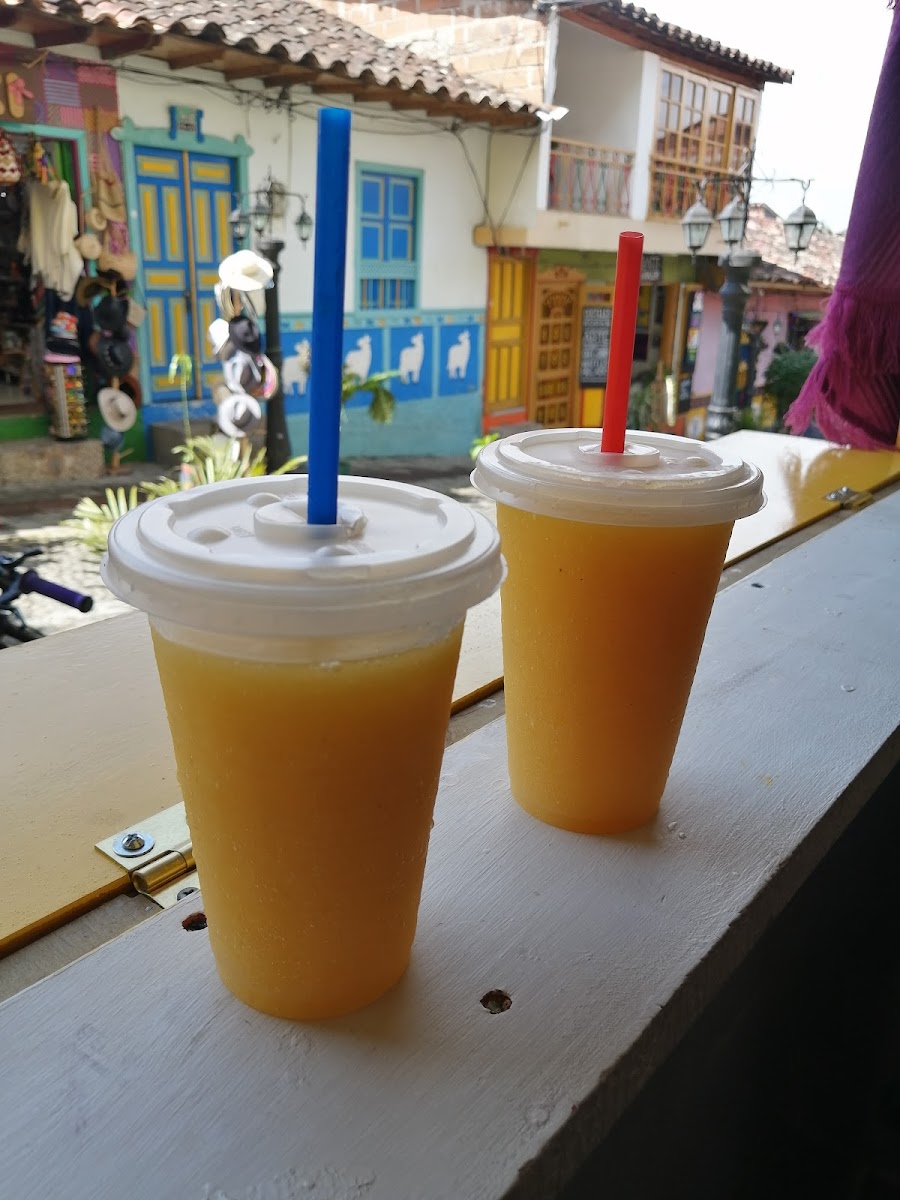 monchis
