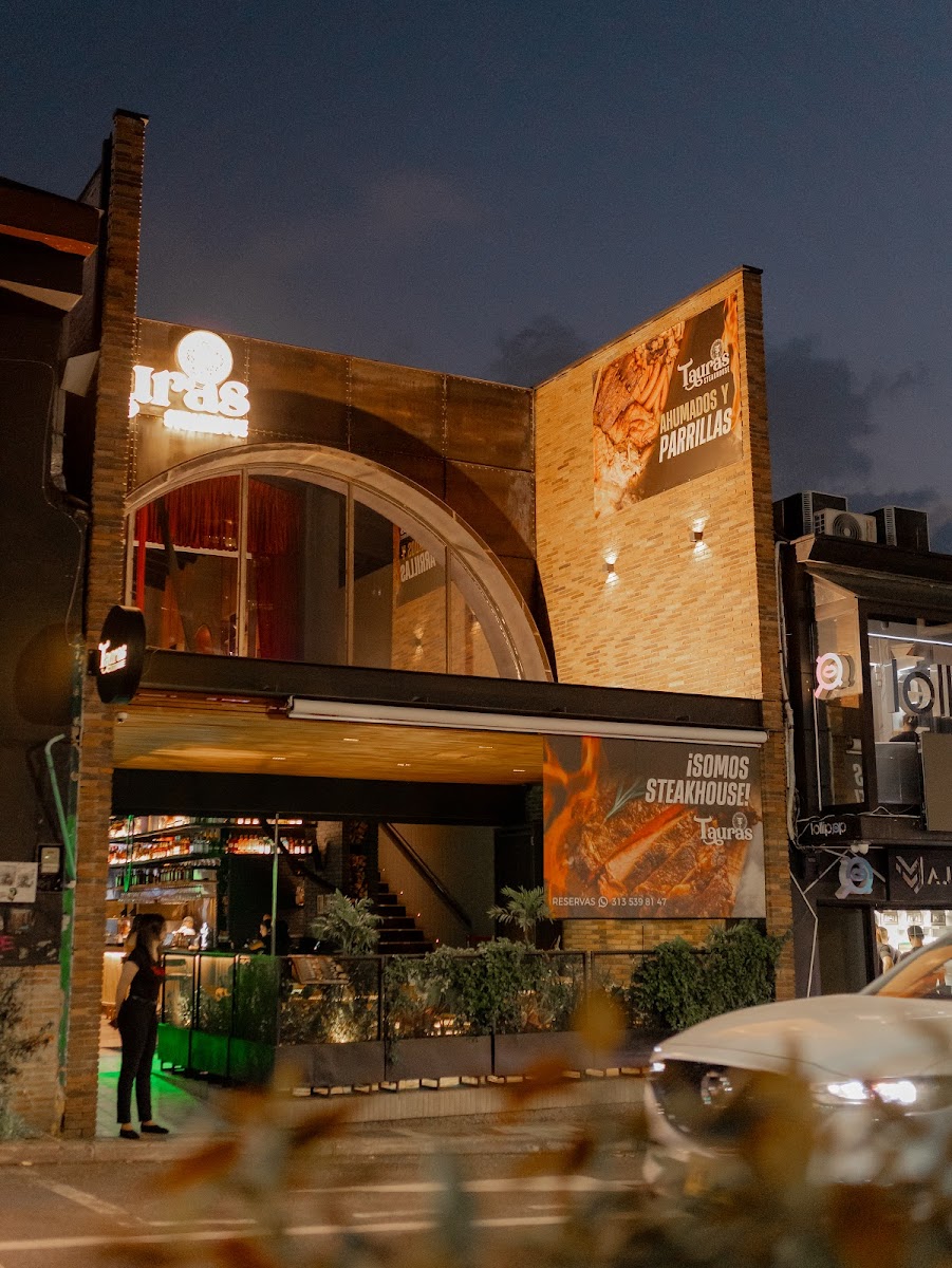 Tauras Steakhouse