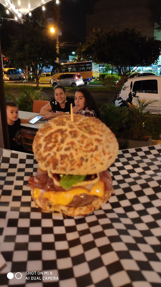 La ksa burguer and wings
