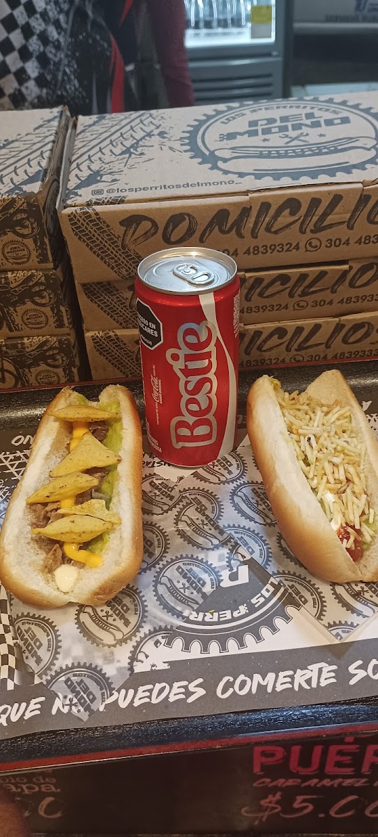 Los Perritos del Mono - San Diego