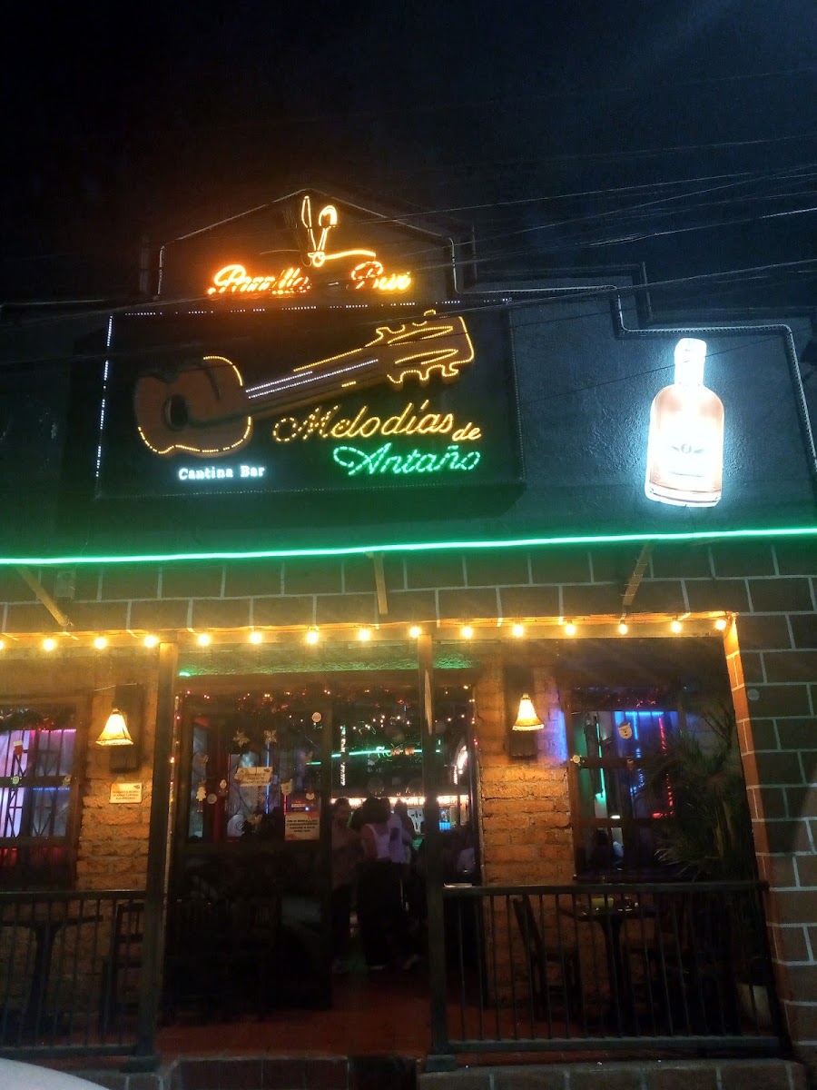 Melodías de Antaño Parrilla Bar