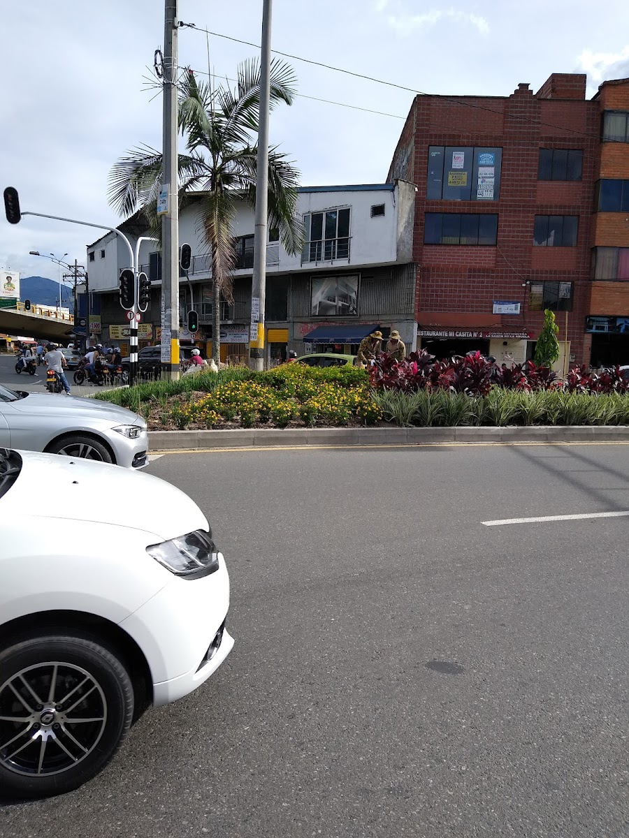 Parrilla Glorieta Avenida Guayabal