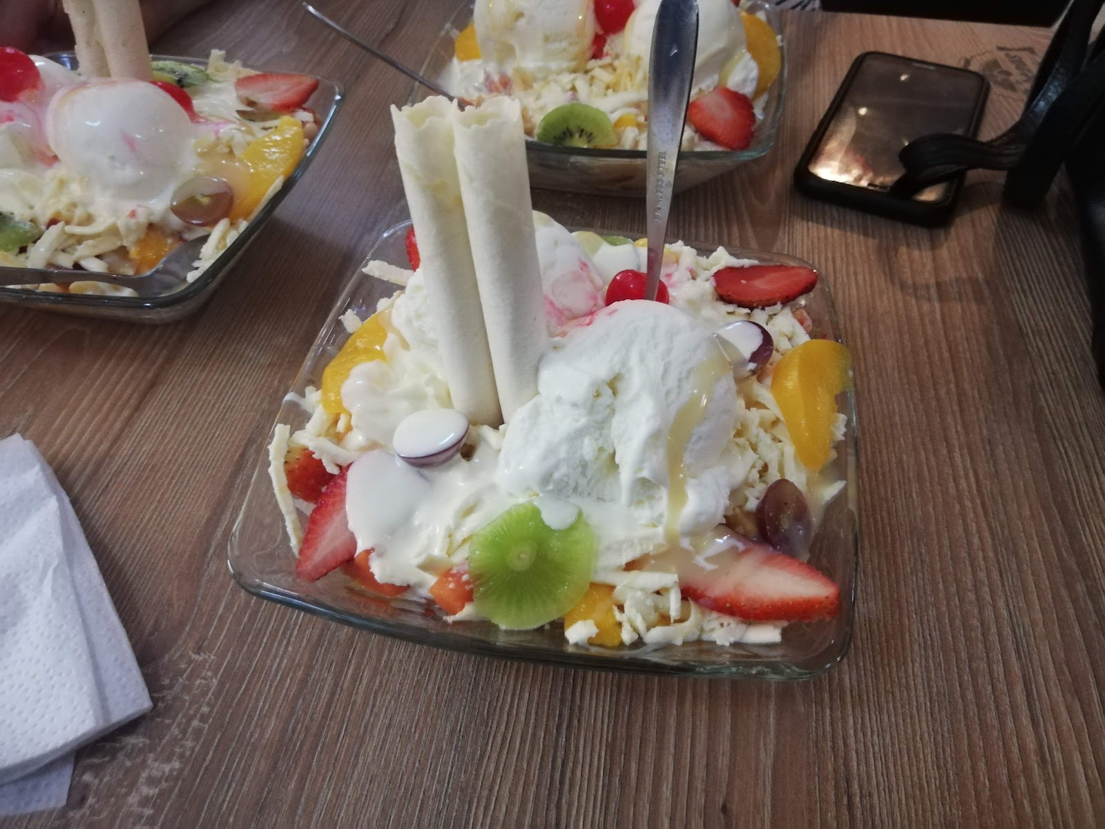 Ensaladas de fruta las cerezas