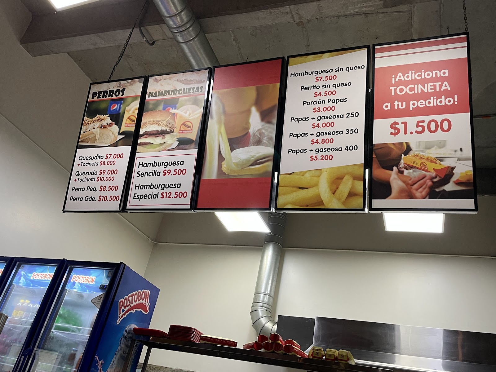 Los Quesudos Perros y Hamburguesas Sede El Poblado