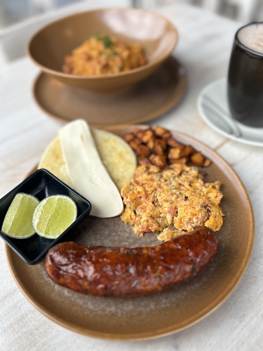 Mézclum Restaurante