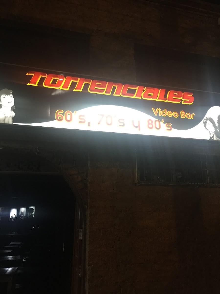TORRENCIALES Video Bar